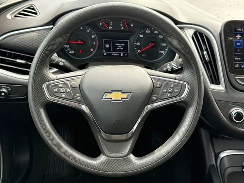 Used 2024 Chevrolet Malibu LT FWD image 14