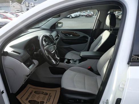 Used 2018 GMC Terrain SLE w/ Driver Convenience Package image 10