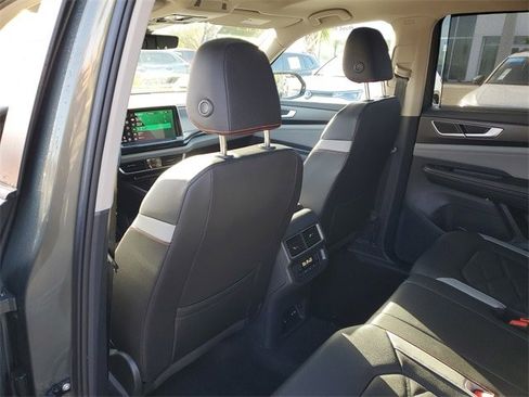 Certified 2025 Volkswagen Atlas Peak Edition SE image 11