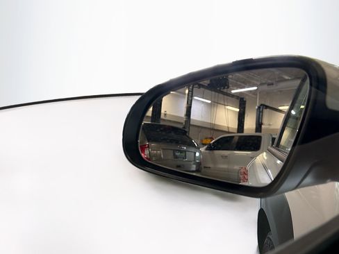 Used 2021 Hyundai Kona SEL AWD/4WD image 16
