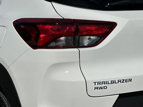 New 2026 Chevrolet TrailBlazer LT w/ LPO, Blackout Package AWD/4WD image 26