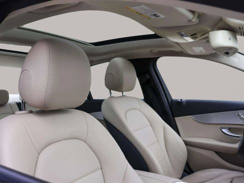Used 2016 Mercedes-Benz C 300 Sedan image 38