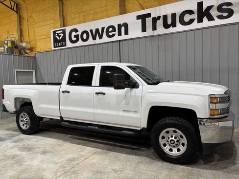 Used 2018 Chevrolet Silverado 2500 W/T w/ WT Convenience Package image 3