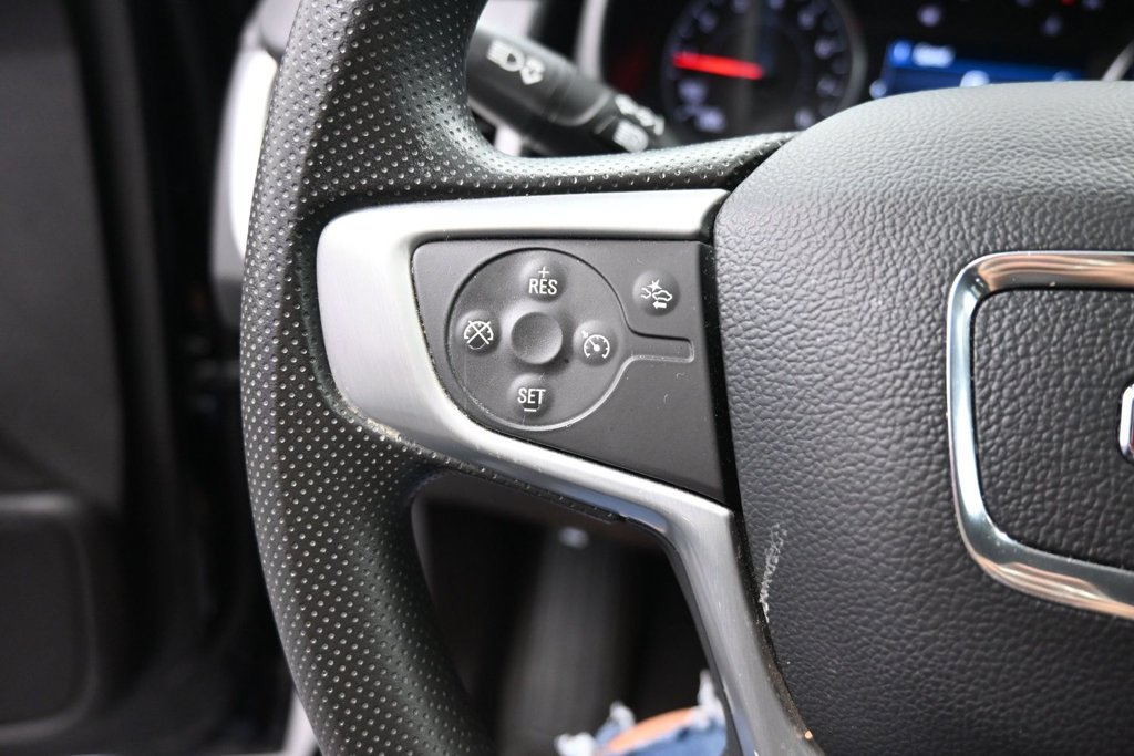 Used 2024 GMC Terrain SLE AWD/4WD image 12