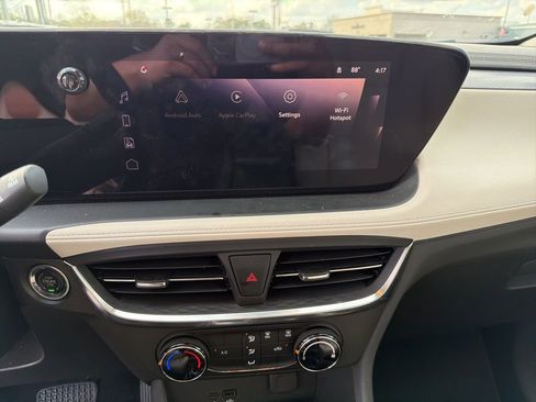 Used 2024 Buick Encore GX Preferred image 20