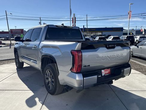 Used 2022 Toyota Tundra Platinum image 6