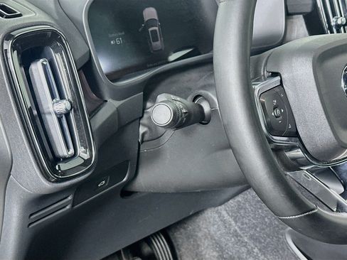 Used 2023 Volvo XC40 Recharge Plus AWD/4WD image 17
