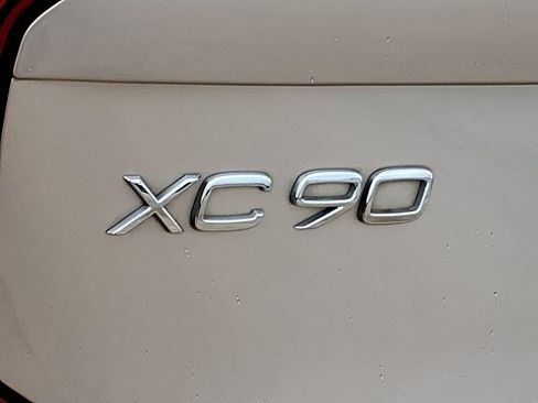 Used 2023 Volvo XC90 B6 Ultimate AWD/4WD image 10