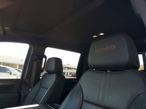 Certified 2024 Chevrolet Silverado 2500 High Country image 24