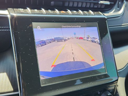 Used 2024 Jeep Grand Cherokee L Altitude image 14