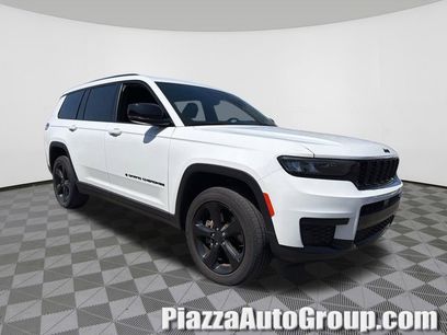 Used 2023 Jeep Grand Cherokee L Laredo