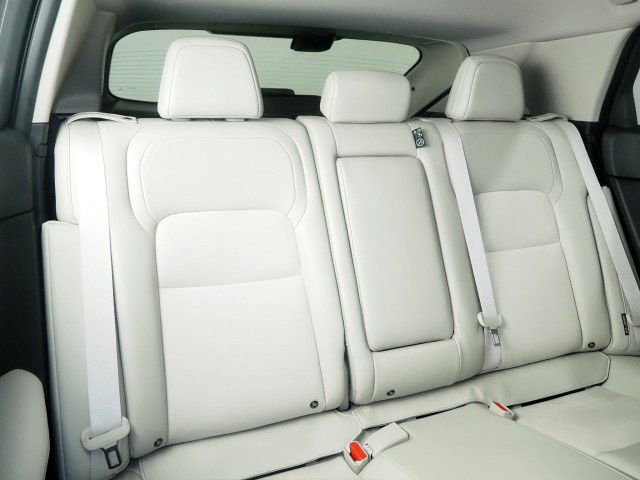 Used 2024 Nissan Ariya Evolve+ AWD/4WD image 16