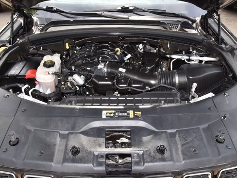 Used 2021 Jeep Grand Cherokee L Limited image 40