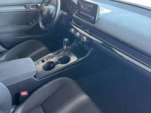 Used 2023 Honda Civic Sport image 15