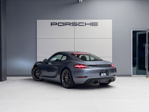 Used 2025 Porsche 718 Cayman GT4 image 3