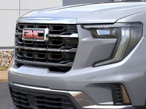New 2026 GMC Acadia Elevation w/ LPO, Floor Liner Package FWD image 13