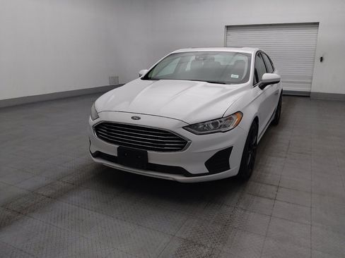Used 2020 Ford Fusion SE FWD image 15