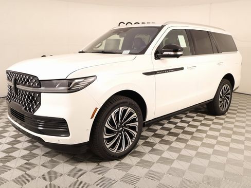 New 2025 Lincoln Navigator Black Label image 10