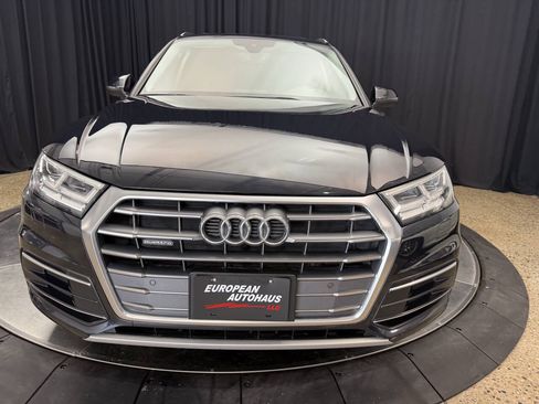 Used 2018 Audi Q5 2.0T Premium Plus w/ Premium Plus Package AWD/4WD image 12