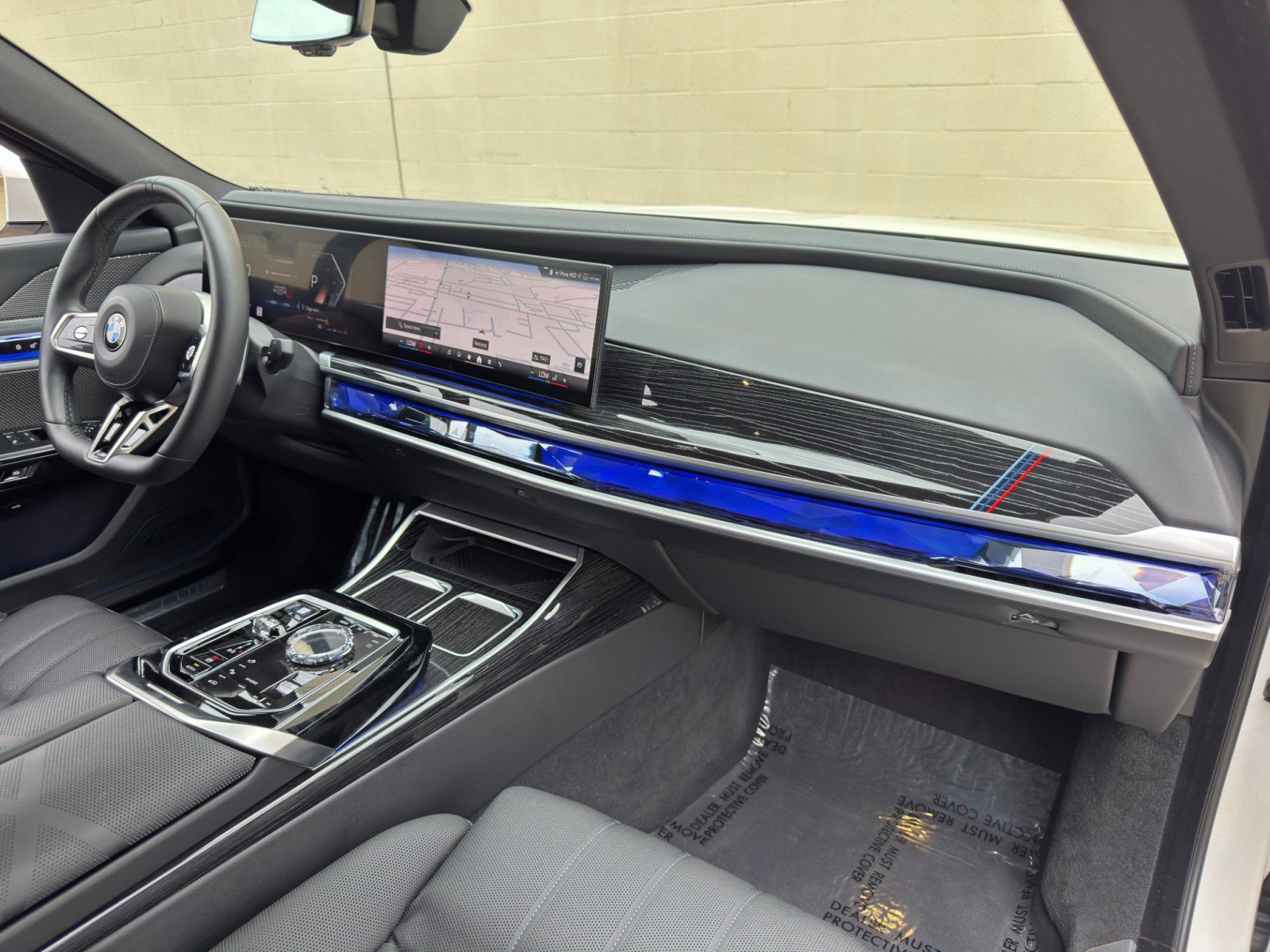Used 2023 BMW 740i RWD image 16