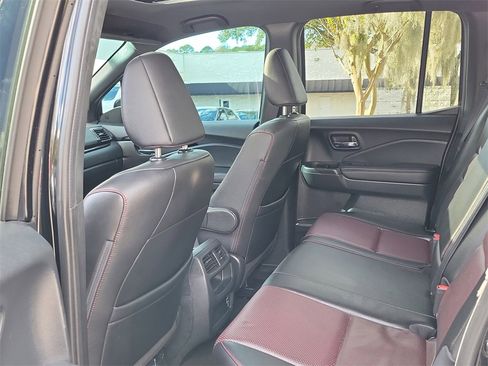 Used 2022 Honda Ridgeline Black Edition image 12