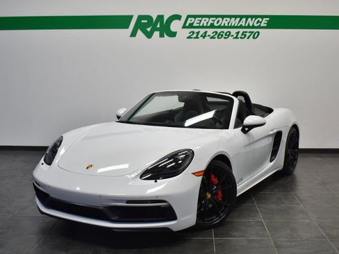 Used 2018 Porsche 718 Boxster GTS image 1
