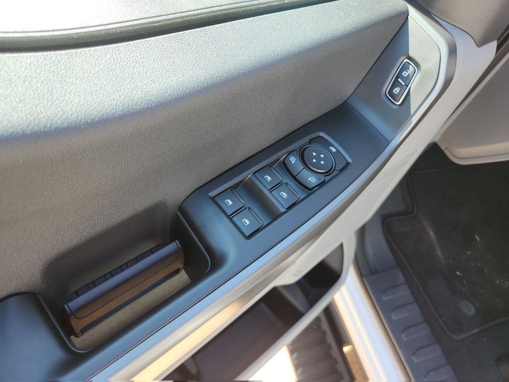 New 2027 Ford F350 XL w/ STX Appearance Package AWD/4WD image 17
