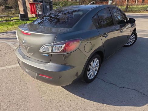 Used 2012 MAZDA MAZDA3 i Touring FWD image 3