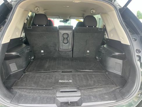 Used 2020 Nissan Rogue SV AWD/4WD image 28