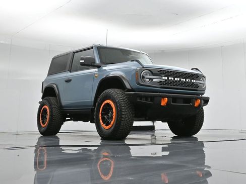 Certified 2022 Ford Bronco Badlands image 47