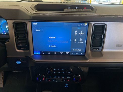 New 2025 Ford Bronco Outer Banks image 22