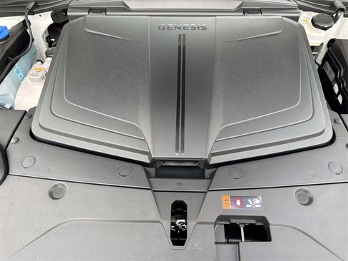 New 2026 Genesis GV60 RWD image 12