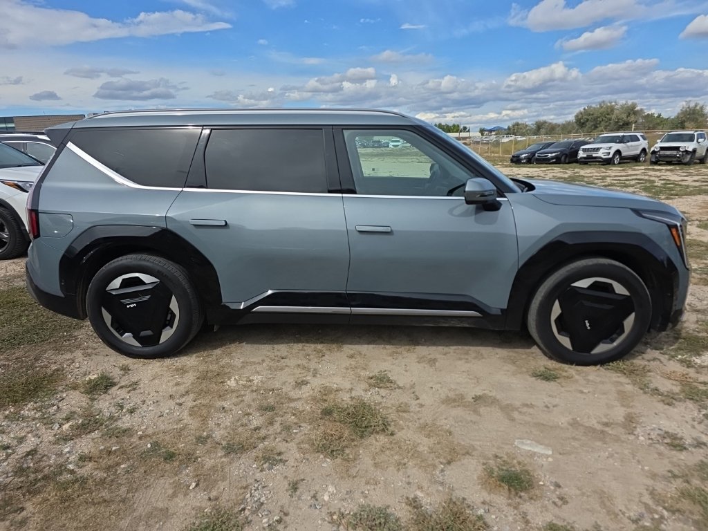 Certified 2024 Kia EV9 Land AWD/4WD image 6