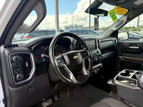 Used 2019 Chevrolet Silverado 1500 LT w/ Convenience Package image 9