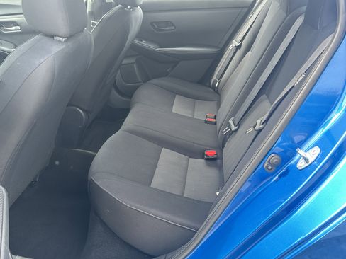 Used 2024 Nissan Sentra SV FWD image 20
