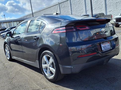 Used 2015 Chevrolet Volt Premium w/ Premium Trim Package image 3