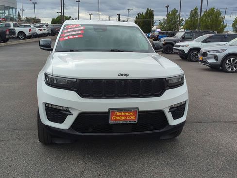 Used 2024 Jeep Grand Cherokee Limited w/ Luxury Tech Group II AWD/4WD image 2
