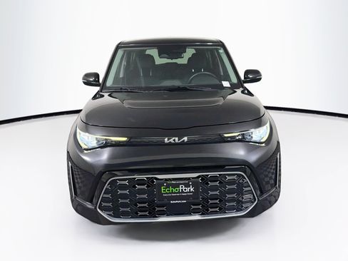 Used 2023 Kia Soul GT-Line w/ GT-Line Technology Package FWD image 2