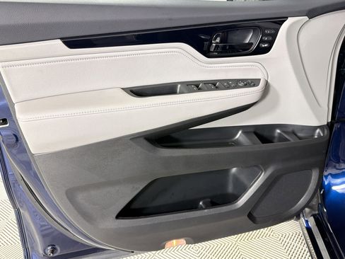 Certified 2023 Honda Odyssey Touring image 13