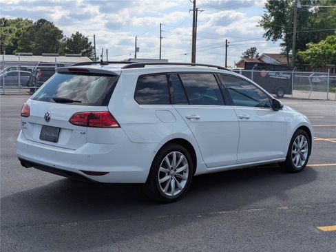 Used 2016 Volkswagen Golf SE w/ Lighting Package FWD image 5