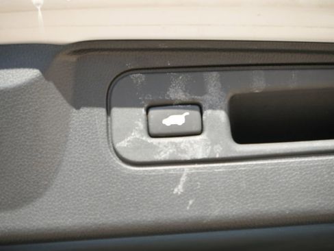 Used 2022 Honda Passport EX-L image 12