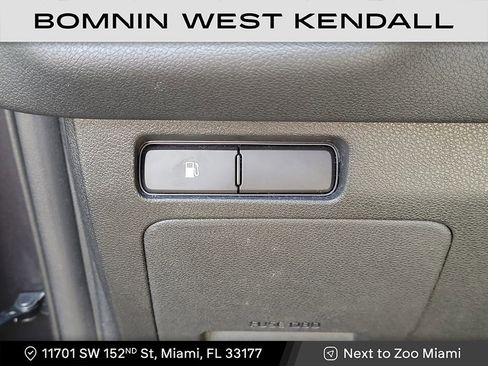 Used 2019 Kia Sorento LX image 23