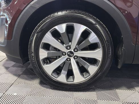 Used 2020 Kia Telluride EX w/ EX Premium Package AWD/4WD image 16