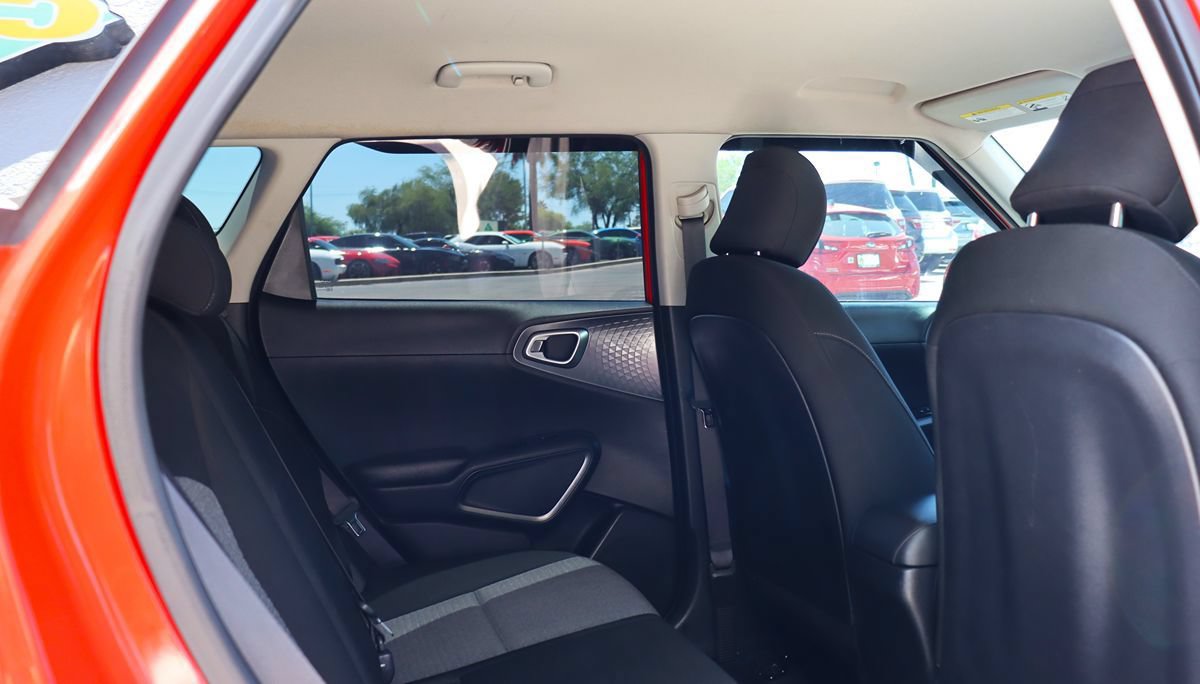 Used 2020 Kia Soul GT-Line FWD image 29