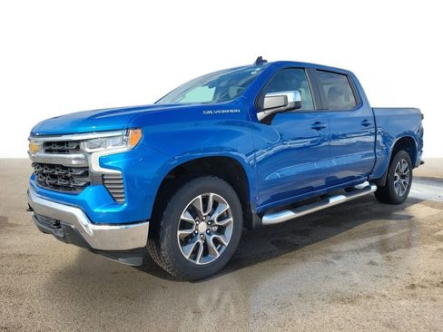 Used 2023 Chevrolet Silverado 1500 LT image 2