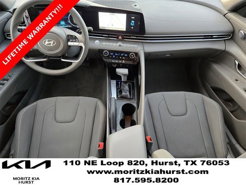 Used 2024 Hyundai Elantra SEL image 5