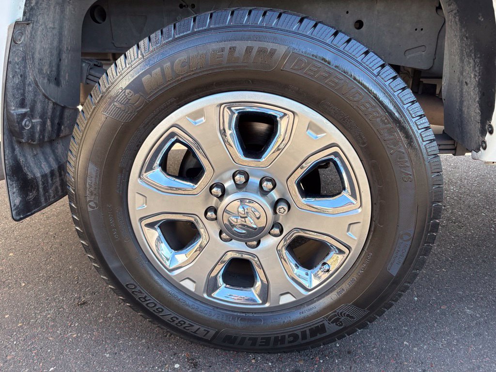 Used 2016 RAM 3500 Big Horn AWD/4WD image 5