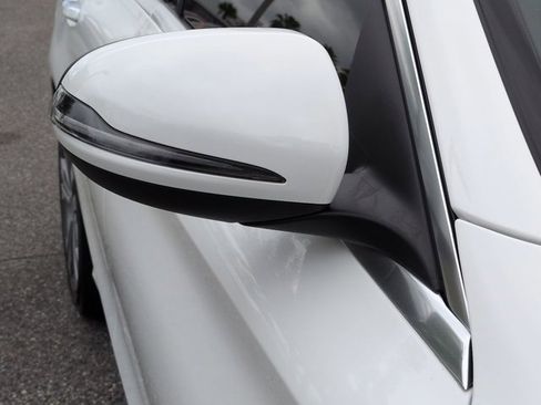 Used 2018 Mercedes-Benz C 300 Sedan image 11