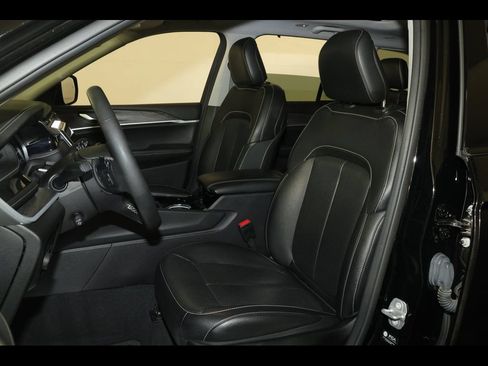 Used 2022 Jeep Grand Cherokee Limited 4xe w/ Luxury Tech Group II AWD/4WD image 24