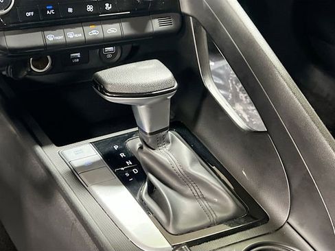 Used 2023 Hyundai Elantra SEL image 16